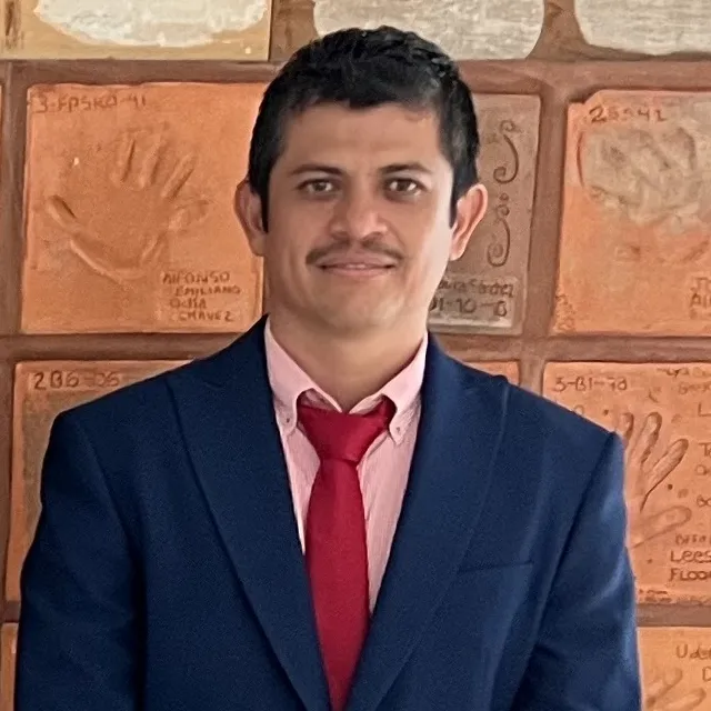 Dr. Juan Miguel González López